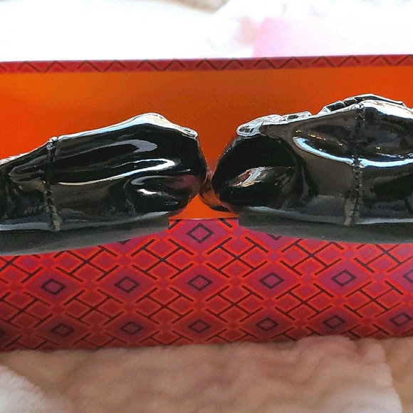 Tory Burch Patent Minnie Ballet flats - Picture 7 of 8